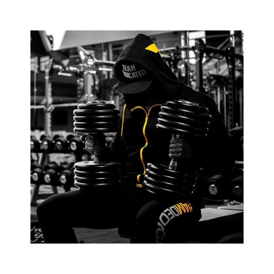 Slim-Fit-Tracksuit-Dedicated_700x