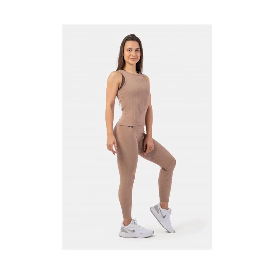 405_brown_414_brown_01