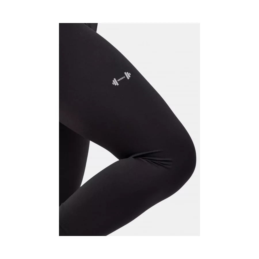 403_black_detail_01