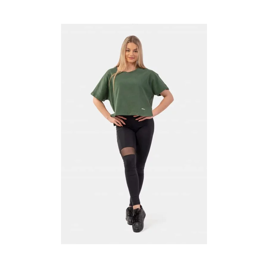 404_black_417_darkgreen_01