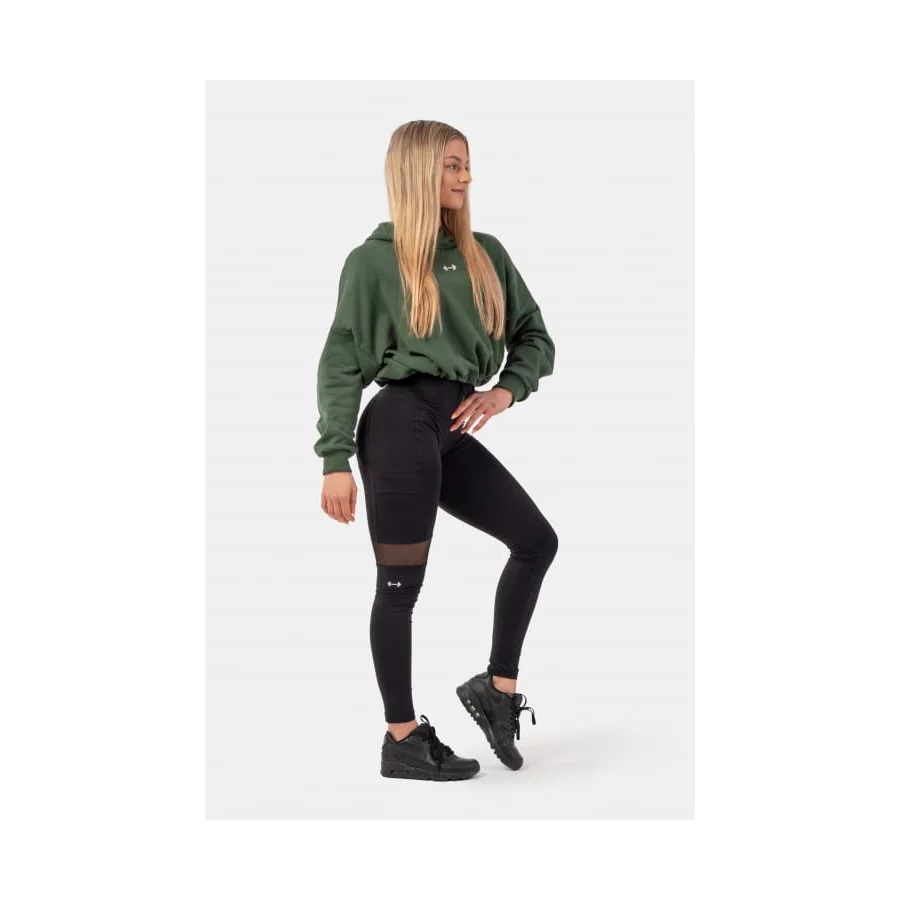 404_black_421_darkgreen_02
