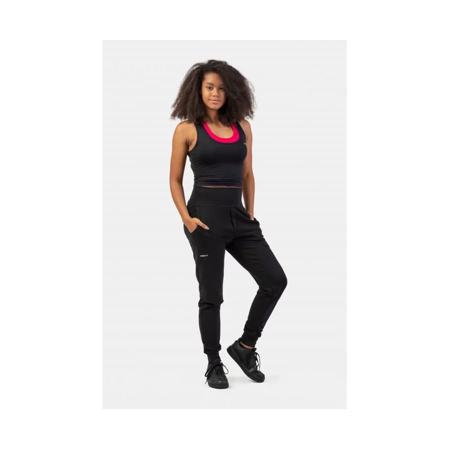 409_black_422_black_01