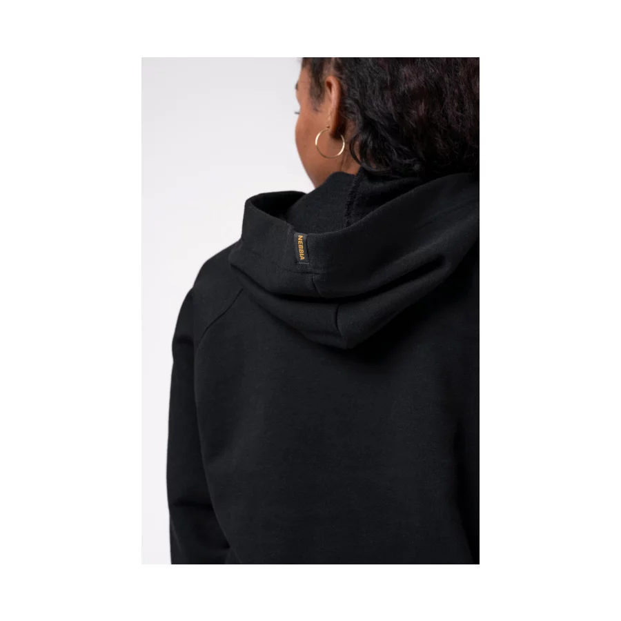 825_detail_01