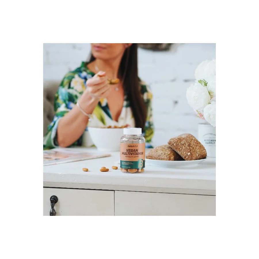 Smizedivat_Besenyei_Bogi_Vegan_Multivitamin_2