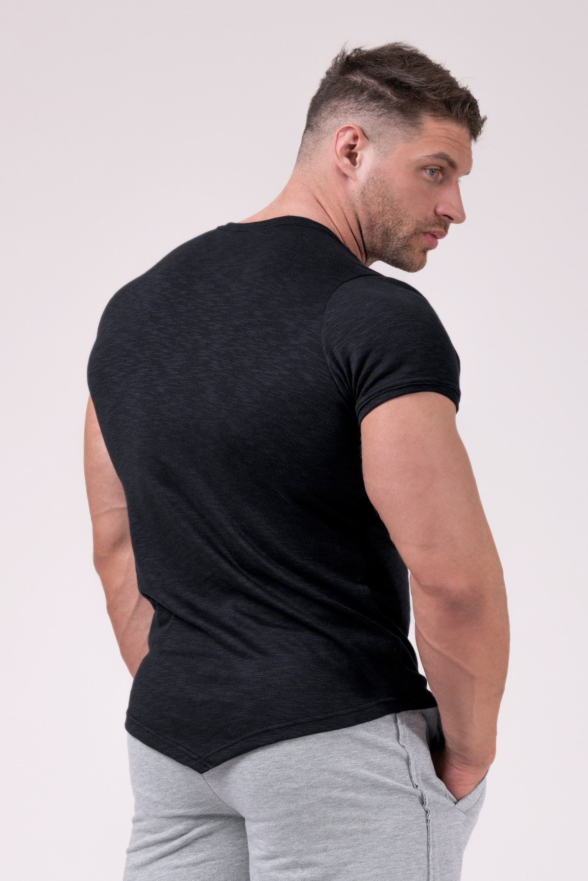 NEBBIA Red Label Muscle Back T-shirt Black